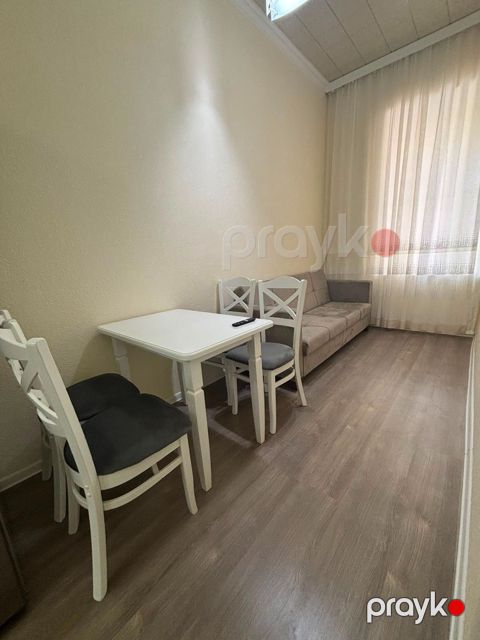 Satılır 2 otaqlı köhnə tikili 35 m² — Bakı