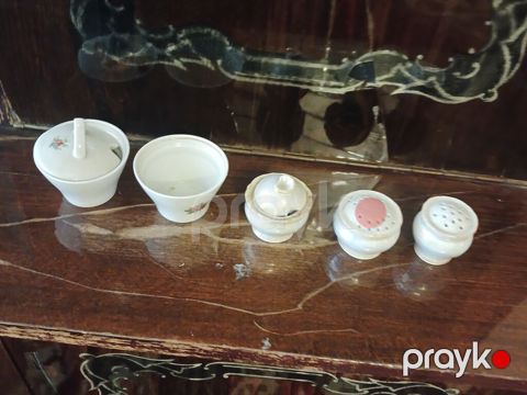 Porcelain dəst – 5 hissə - Klassik ağ porselendən hazırlanmış — Saatlı