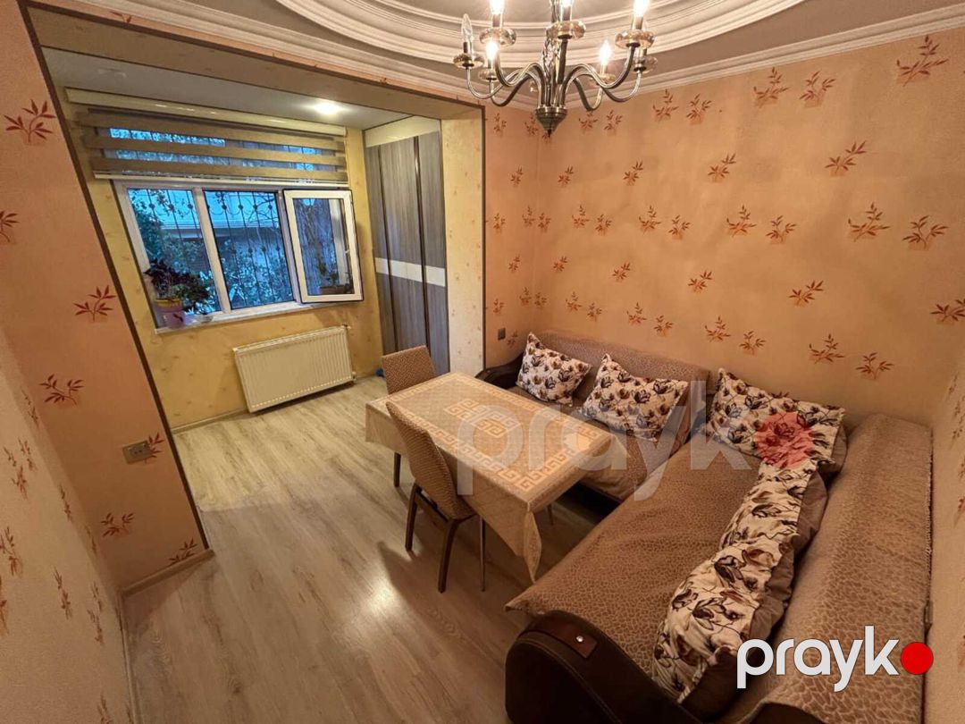 Satılır 4 otaqlı köhnə tikili 87.8 m² — Mənzil, Bakı (8)