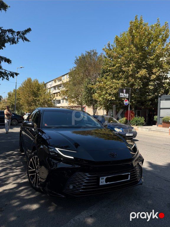 Toyota Camry, 2.5 L, 2026 il, 1 900 km — Avtomobillər, Bakı (2)