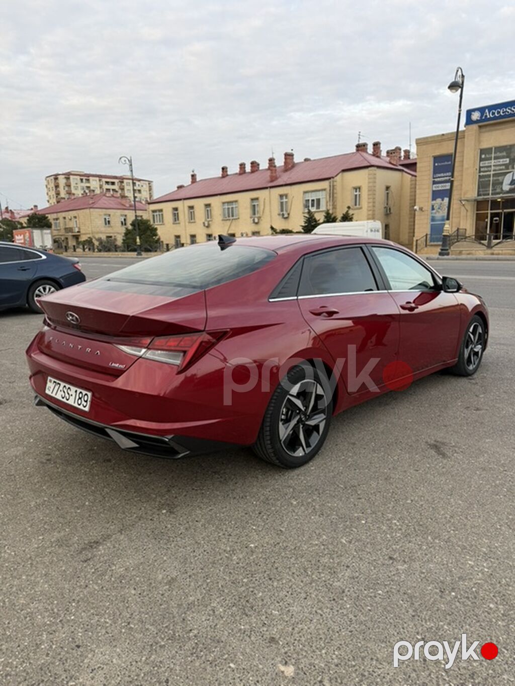 Hyundai Elantra Limited – qırmızı sedan Texniki və dizayn: - Korpus — Avtomobillər, Güzdək (3)