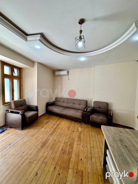 İcarəyə verilir 4 otaqlı ofis 150 m²