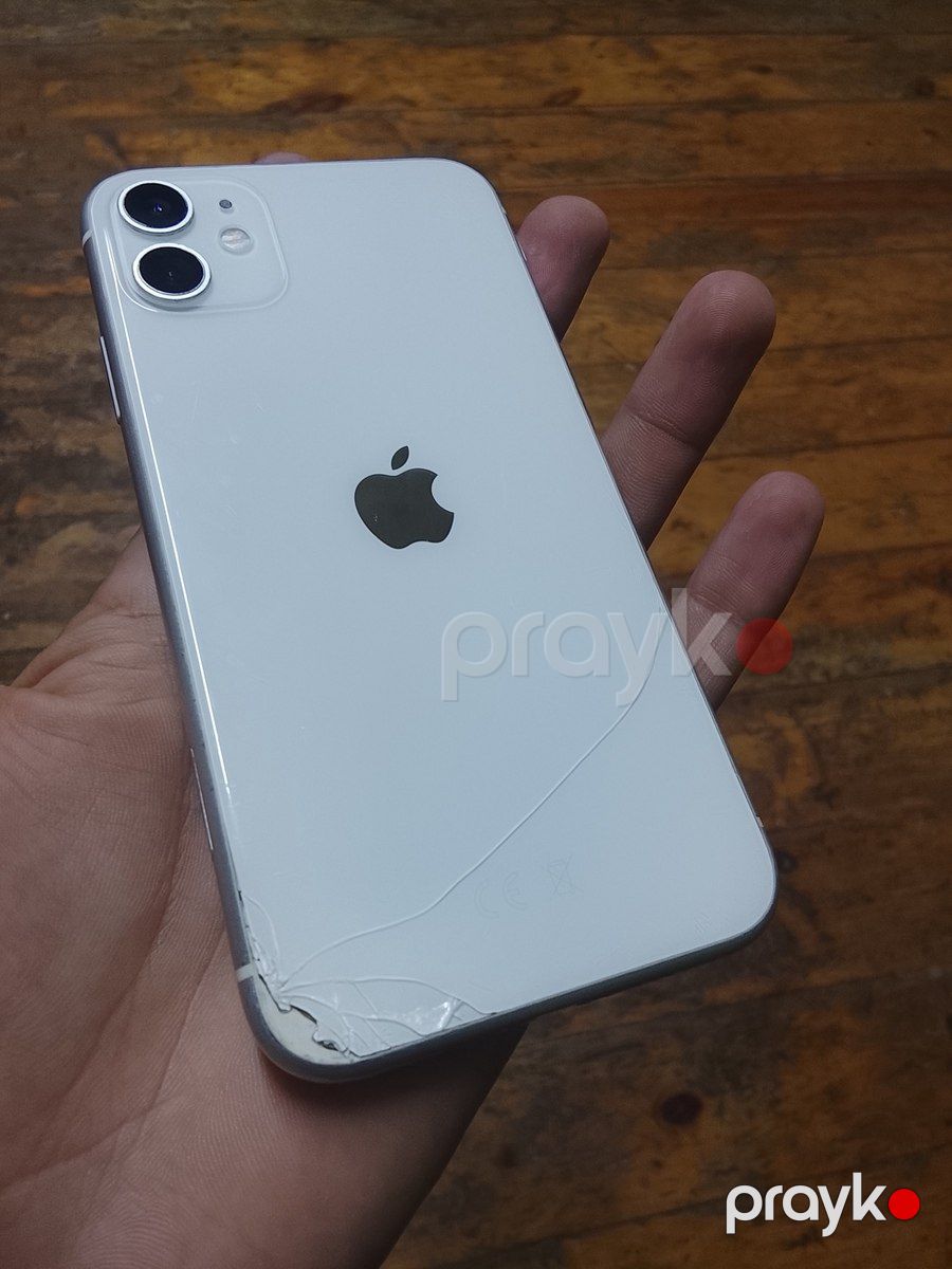 Apple iPhone 11 White 128GB/4GB — Smartfonlar, Bakı (4)