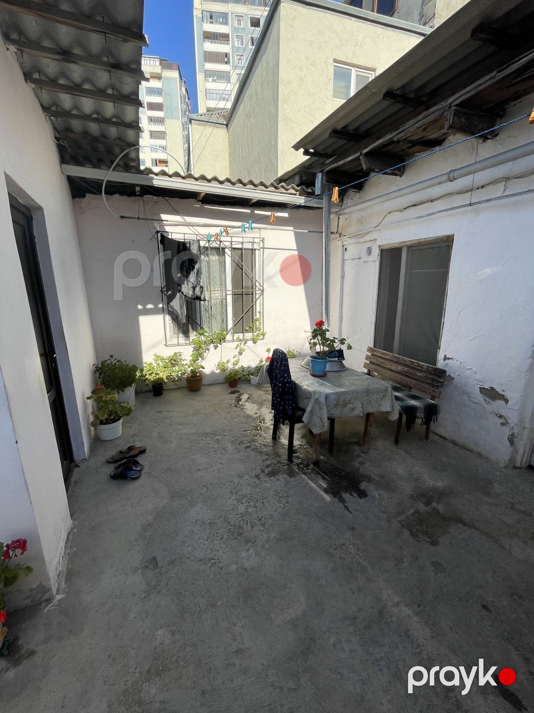 Həyət evi, F.Rüstəmov küç — Ev, villa, Bakı (10)