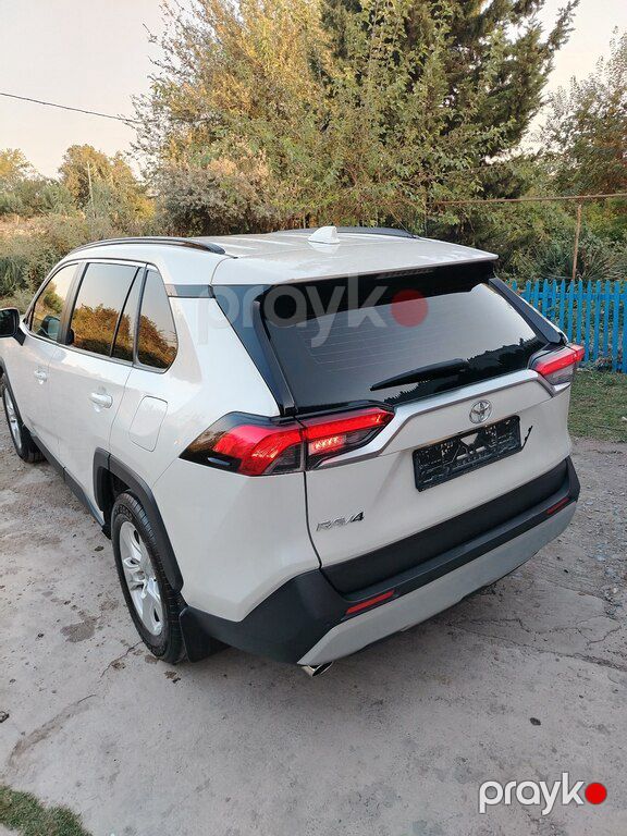 Toyota RAV4, 2.0 L, 2020 il, 200 000 km — Avtomobillər, Bakı (2)