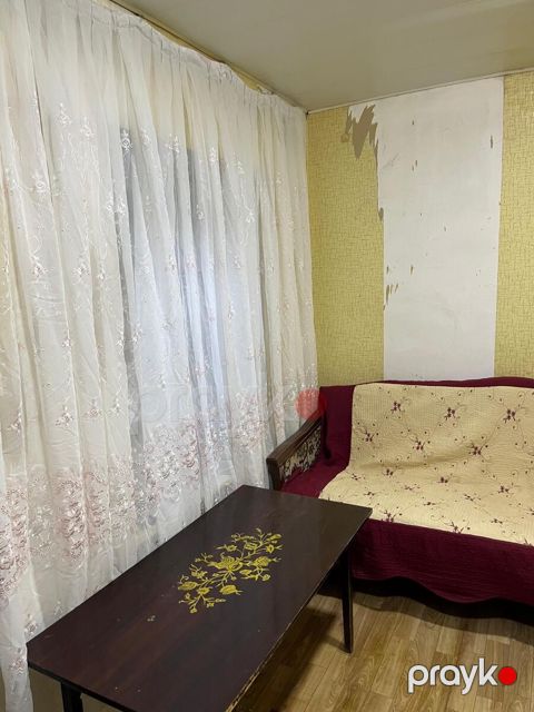 İcarəyə verilir 1 otaqlı köhnə tikili 12 m²