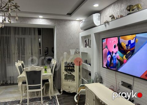 Satılır 2 otaqlı köhnə tikili 65 m² — Bakı