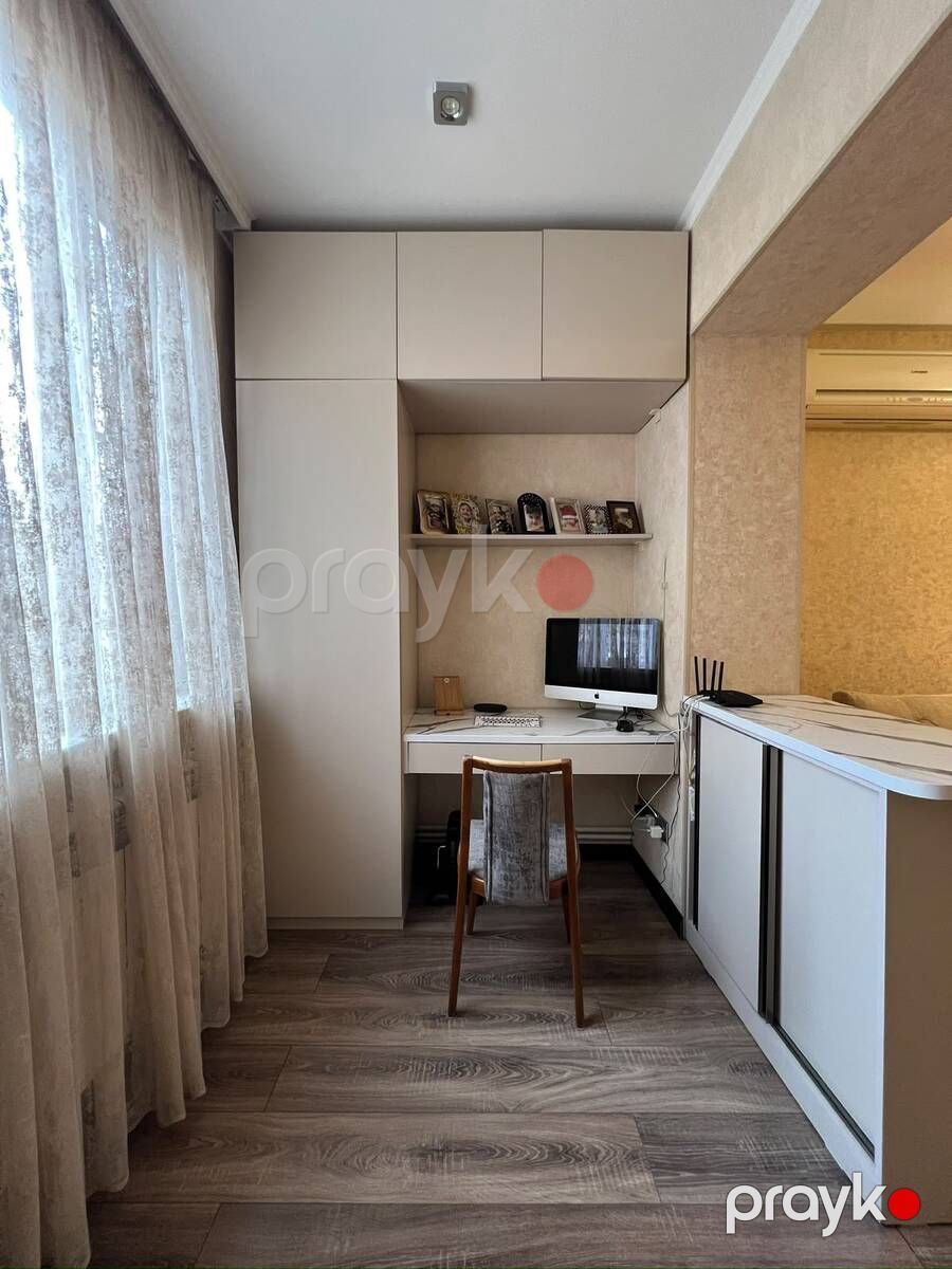 Satılır 4 otaqlı köhnə tikili 100 m² — Mənzil, Bakı (3)