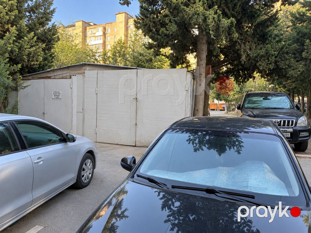 Satılır 5 otaqlı köhnə tikili 104 m² — Mənzil, Bakı