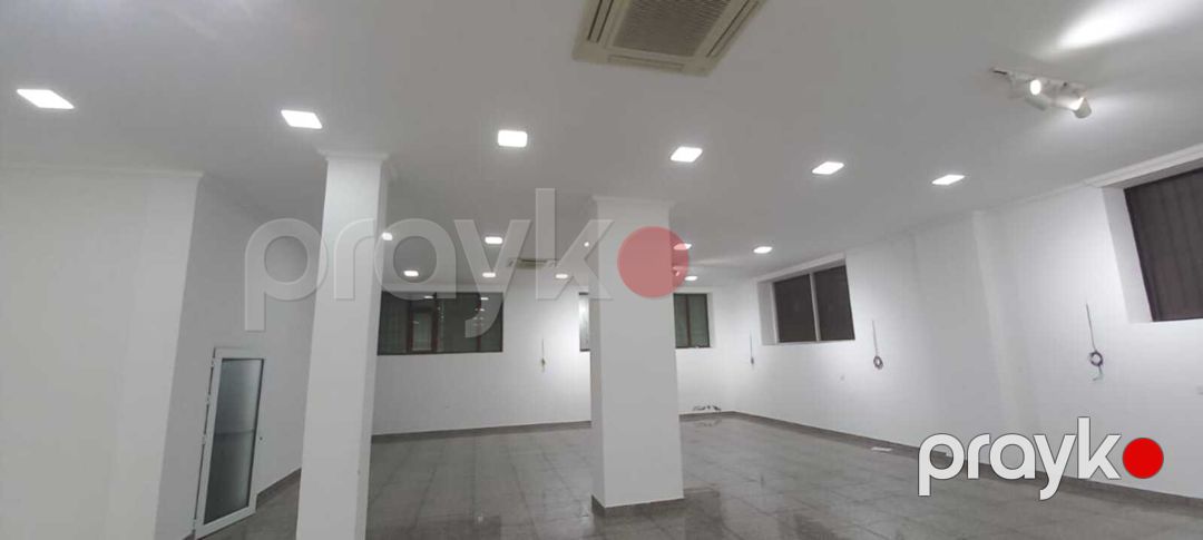 Satılır obyekt 280 m² — Əmlak, Bakı (2)