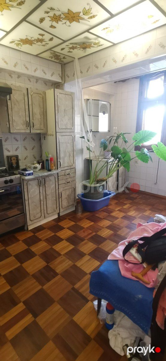 Satılır 4 otaqlı köhnə tikili 90 m² — Mənzil, Bakı (7)