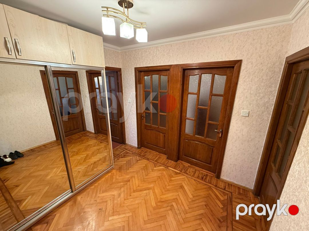 Satılır 4 otaqlı köhnə tikili 90 m² — Mənzil, Bakı (10)