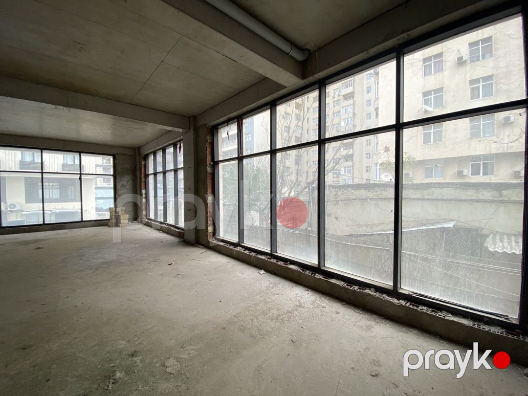 Satılır obyekt 260 m² — Əmlak, Bakı