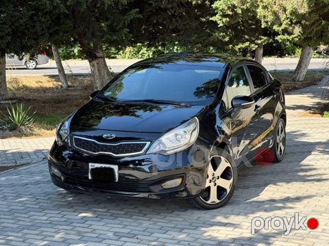 Kia Rio, 1.4 L, 2013 il, 201 221 km — Bakı