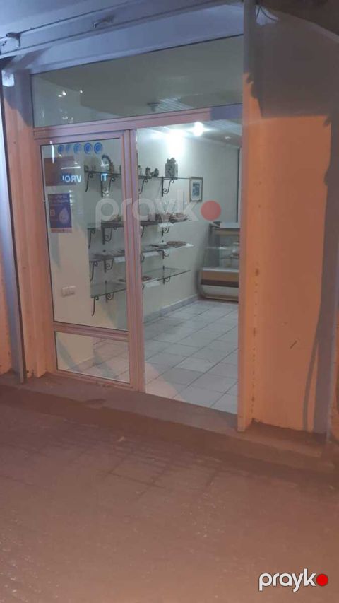 Satılır obyekt 60 m² — Bakı