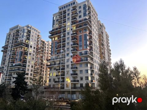 Satılır 2 otaqlı yeni tikili 90 m² — Bakı