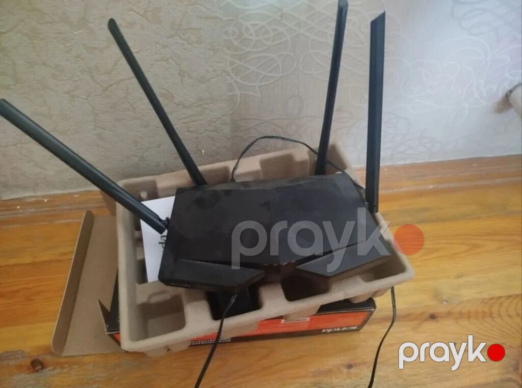 Tenda vifi satılır çox az istifade olunub 5g destekleyir köçlə bağlı — Şəbəkə və server avadanlığı, Bakı (2)