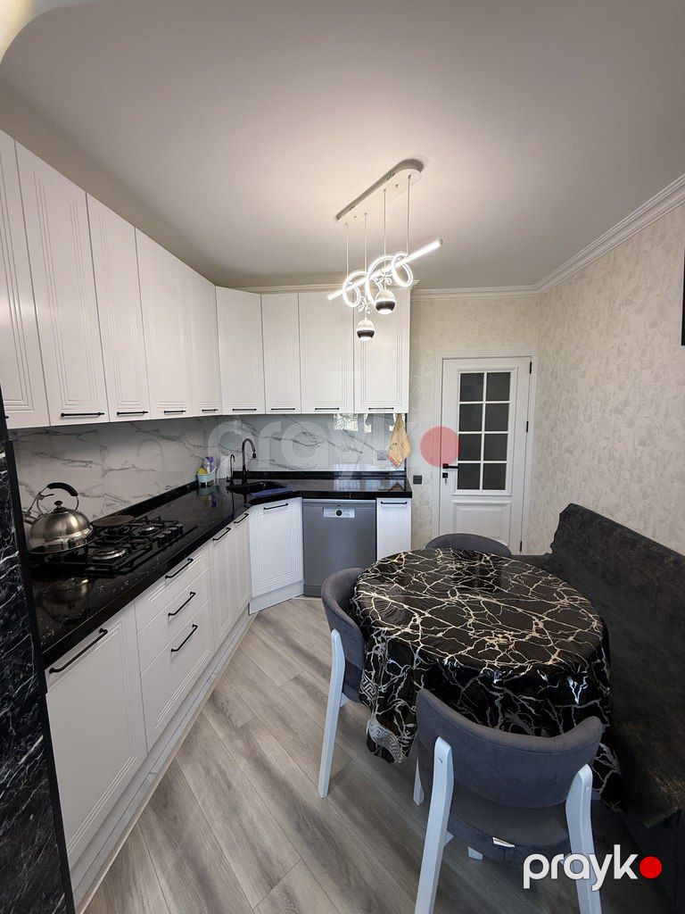 Satılır 3 otaqlı köhnə tikili 82 m² — Mənzil, Bakı (10)