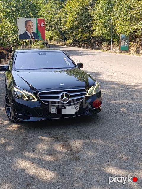 Mercedes E 220, 2.1 L, 2013 il, 280 000 km — Bakı