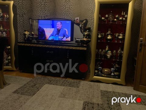 Qonaq otağı üçün mebel dəsti Tərkib: - TV altlığı/komod: 3 çekmece və — Xırdalan