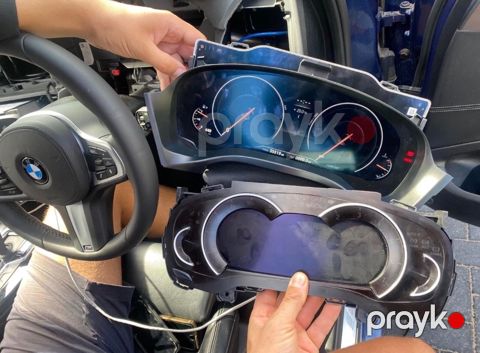 "BMW 5 Series (G30)" LED cihazlar paneli — Bakı