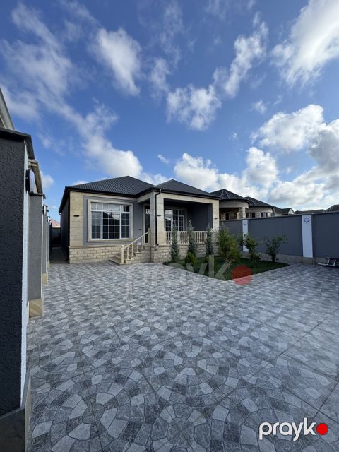 Satılır 4 otaqlı həyət evi/bağ evi 145 m² — Bakı
