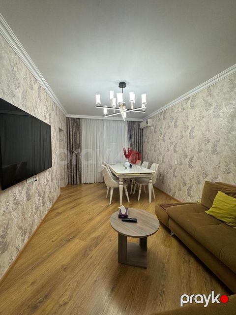 İcarəyə verilir 3 otaqlı köhnə tikili 120 m² — Bakı