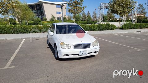 Mercedes C 200, 2.0 L, 2000 il, 520 000 km — Salyan
