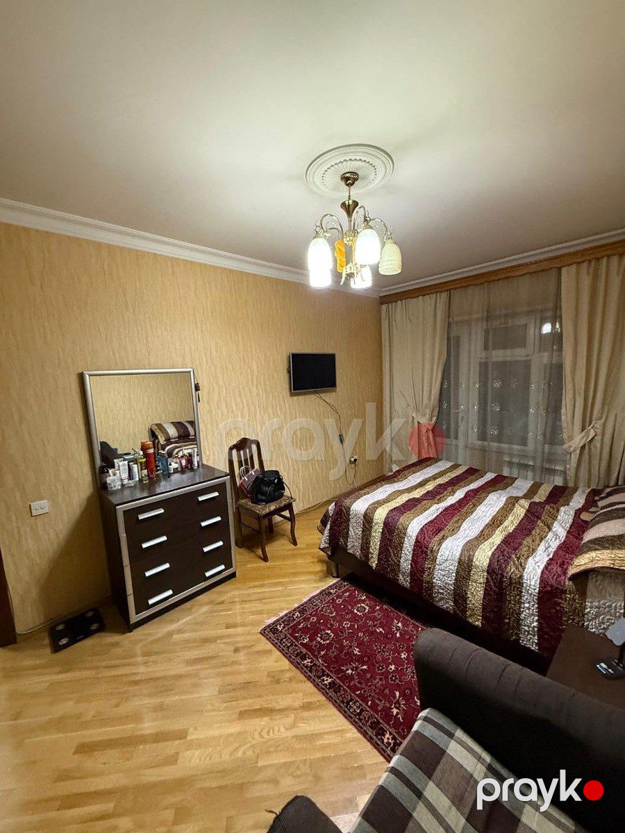 Satılır 4 otaqlı köhnə tikili 100 m² — Mənzil, Bakı (6)