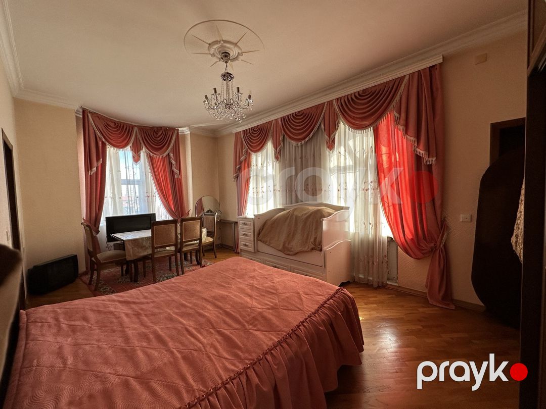Satılır 6 otaqlı həyət evi/bağ evi 300 m² — Ev, villa, Bakı (5)