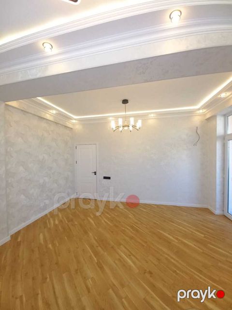 Satılır 2 otaqlı yeni tikili 87 m² — Bakı