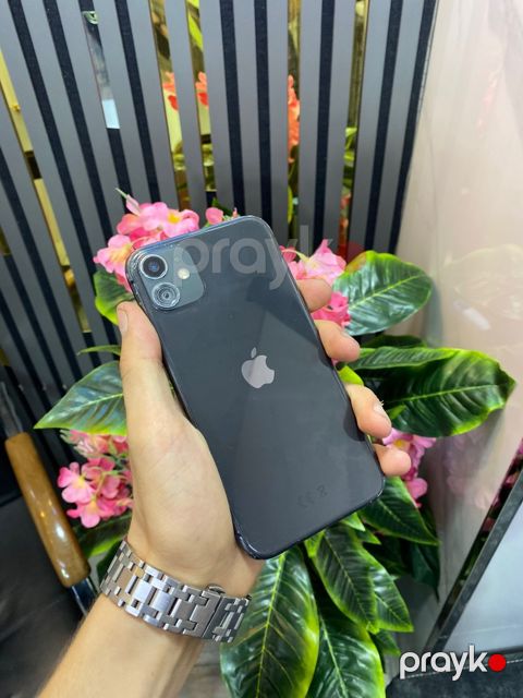 Apple iPhone 11 Black 128GB/4GB — Bakı