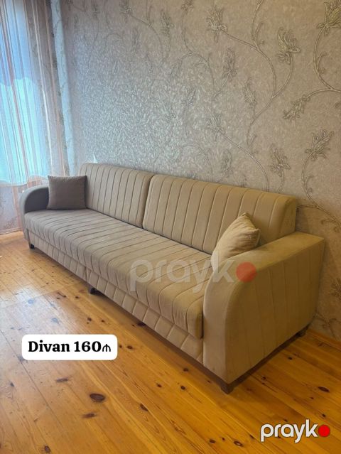 Divan satılır 160₼. Açılır bazası var.Ünvan Həzi Aslanov. NikaFati — Digah