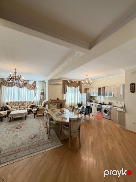 Satılır 3 otaqlı yeni tikili 120 m² — Bakı
