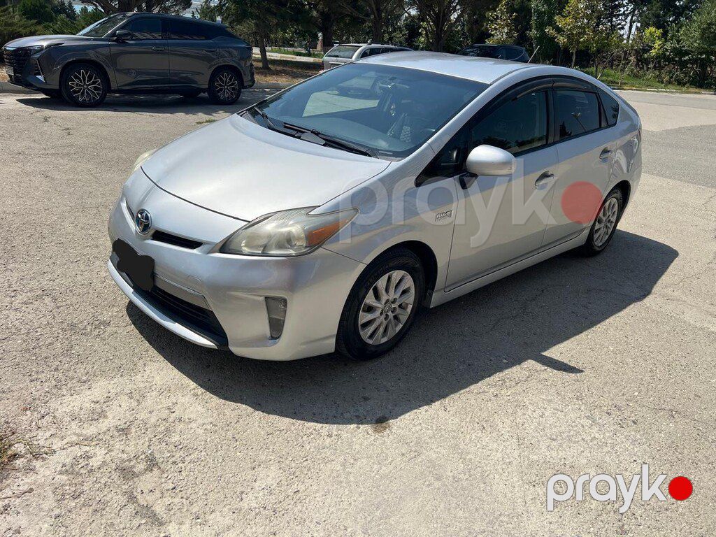 Toyota Prius, 1.8 L, 1.3 kWh, 2013 il, 317 000 km — Avtomobillər, Bakı