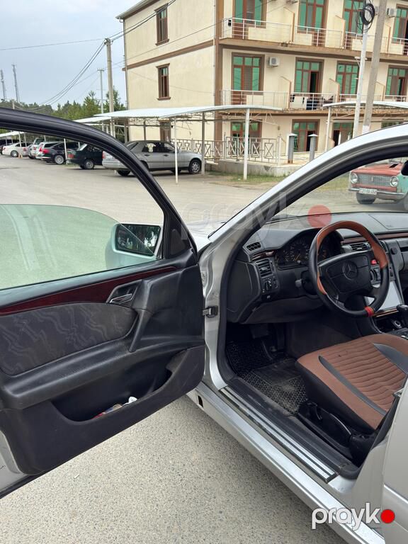 Mercedes E 300, 3.0 L, 1995 il, 595 311 km — Avtomobillər, Naftalan (11)