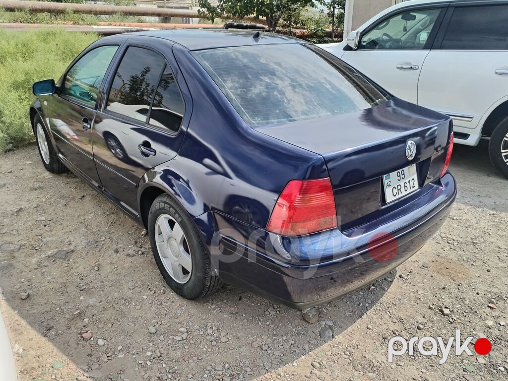 Volkswagen Bora: 2 l 2001 il Sedan — Avtomobillər, Xırdalan