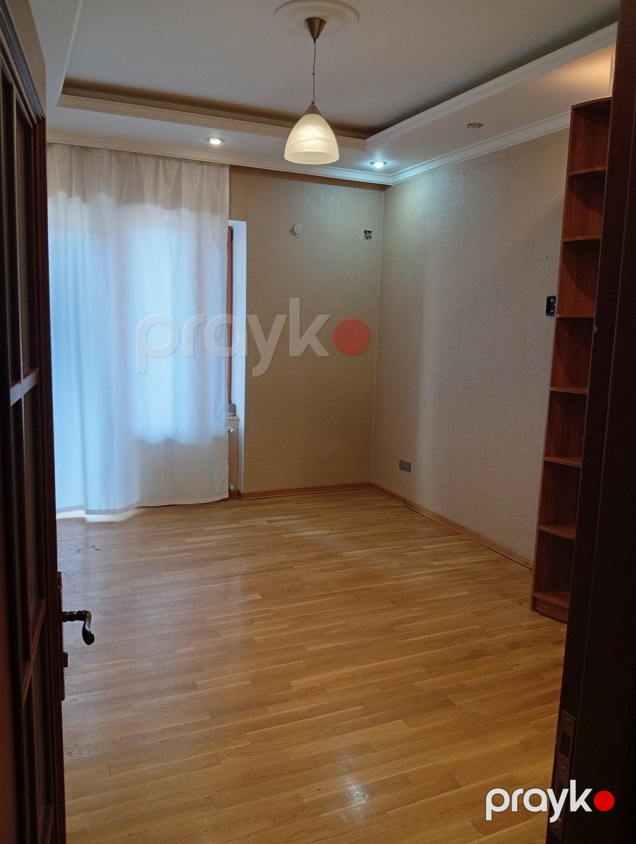 Satılır 5 otaqlı yeni tikili 240 m² — Mənzil, Bakı (12)
