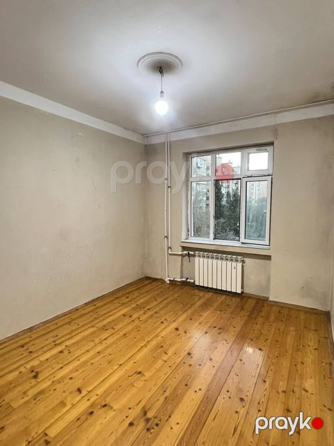 İcarəyə verilir 2 otaqlı köhnə tikili 60 m² — Bakı