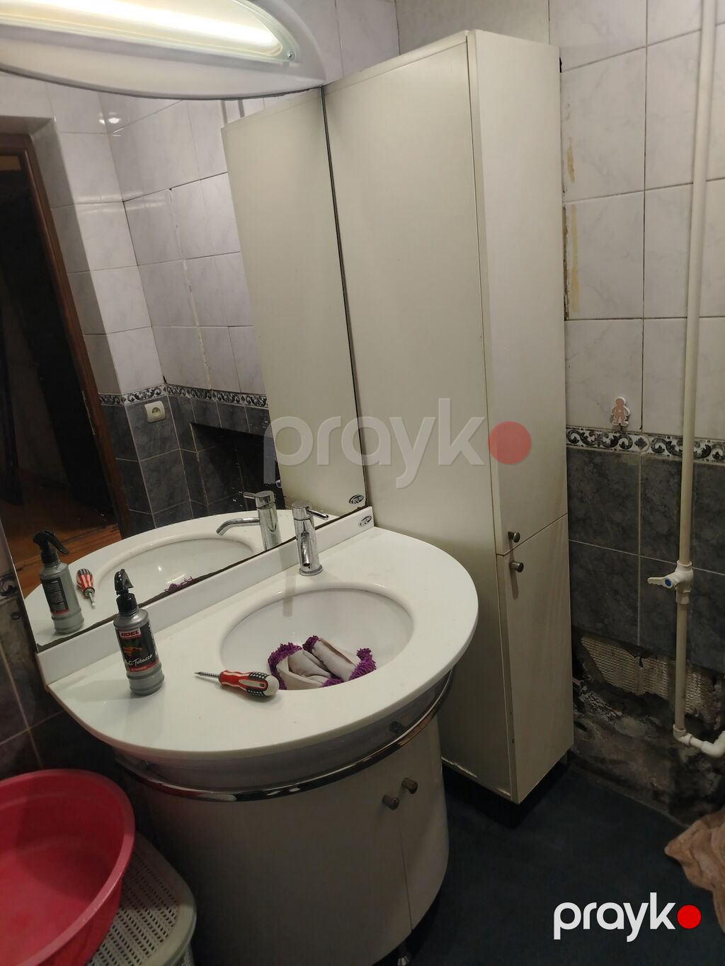 Güzgülü sürgülü qapılı şkaf dəsti və hamam mebeli - Quraşdırma — Şkaflar, Xırdalan (4)