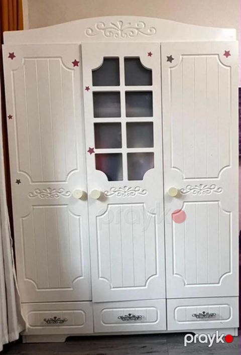Dolab satilir 110 azn unvan azadliq m vusqa2 E — Bakı