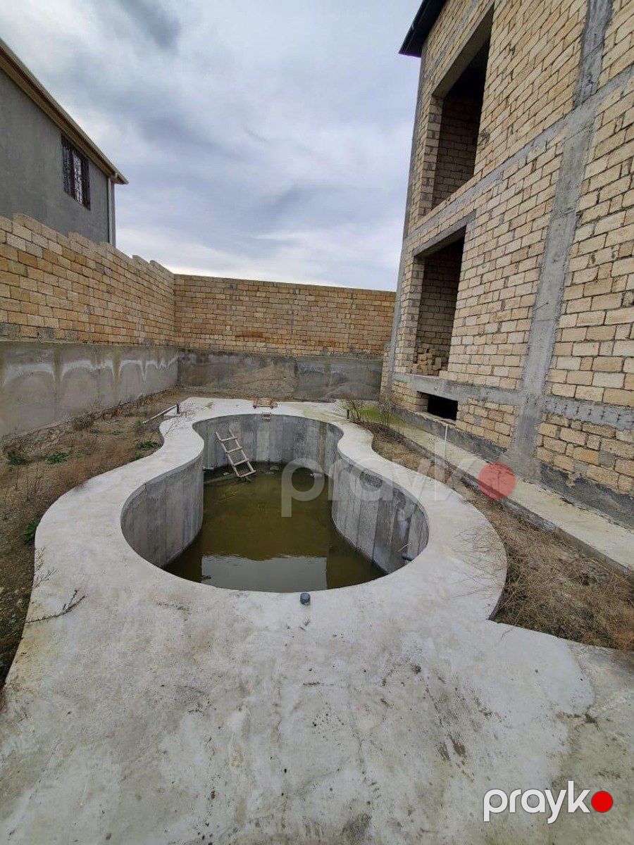 Satılır 12 otaqlı həyət evi/bağ evi 600 m² — Ev, villa, Bakı (3)