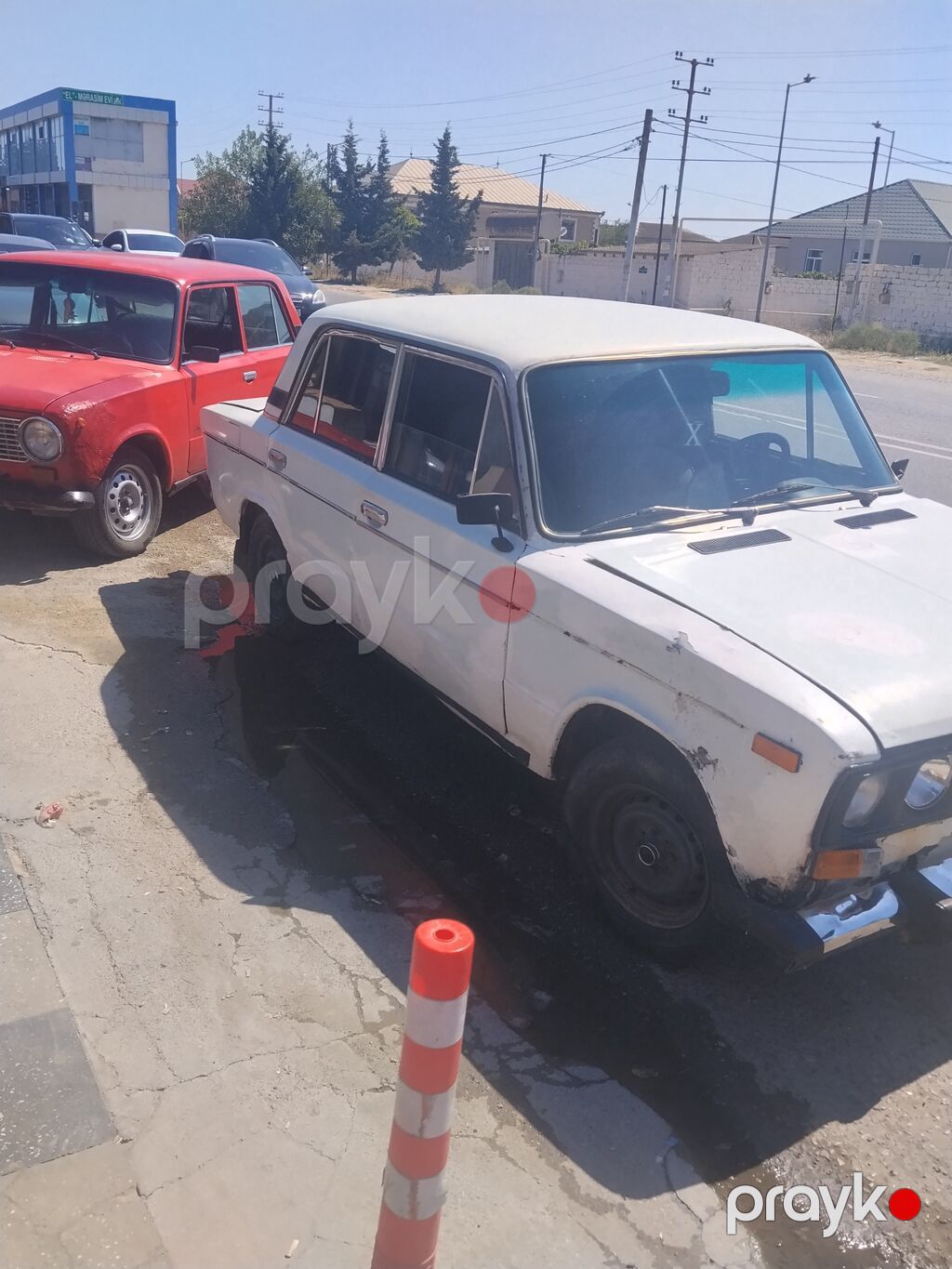 VAZ 2106, sedan, ağ rəng. - Klassik kuzov, 4 qapı - Arxa ötürücülü — Avtomobillər, Digah