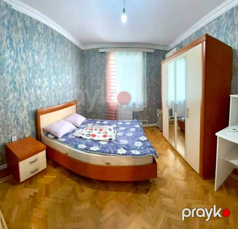 İcarəyə verilir 2 otaqlı köhnə tikili 60 m² — Bakı