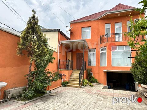 Satılır 6 otaqlı həyət evi/bağ evi 250 m²