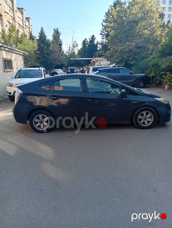 Toyota Prius, 1.8 L, 1.3 kWh, 2011 il, 300 000 km — Avtomobillər, Bakı (4)