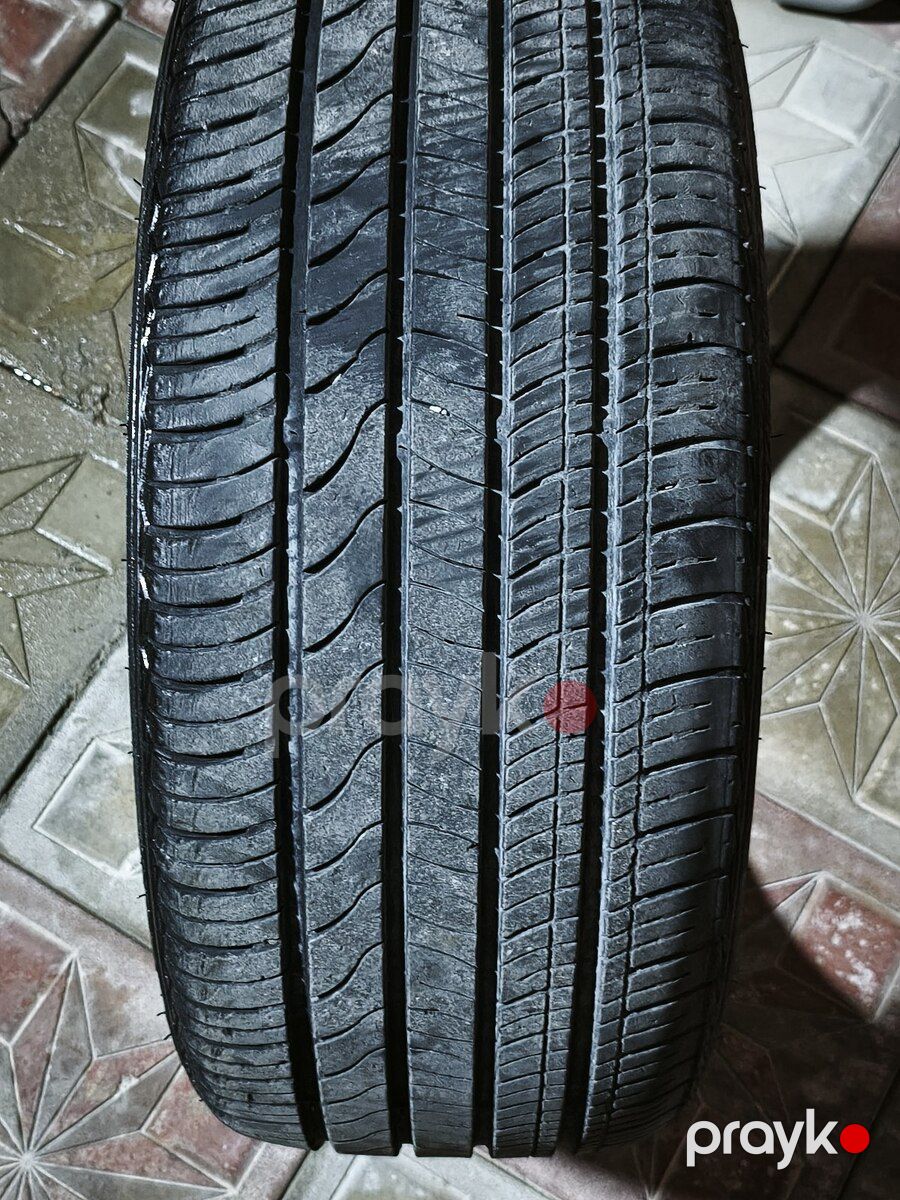 Şinlər 225/40 R18 — Ehtiyat hissələri və aksesuarlar, Bakı (3)