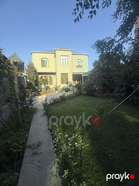 Satılır 6 otaqlı həyət evi/bağ evi 250 m² — Bakı