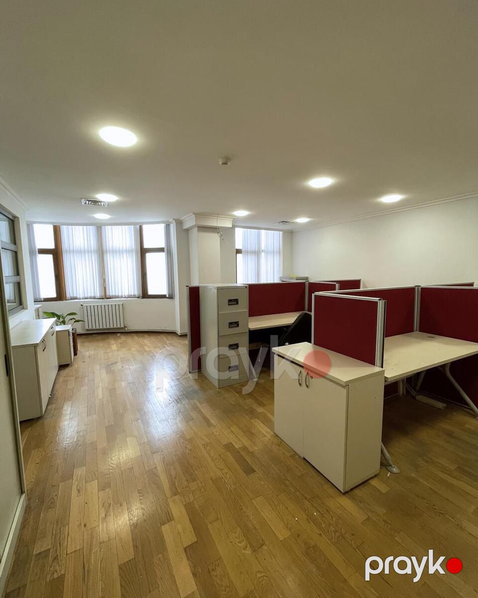 Satılır obyekt 680 m² — Əmlak, Bakı (5)