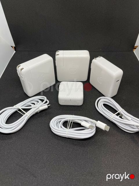 "Apple MacBook" adapterləri — Bakı